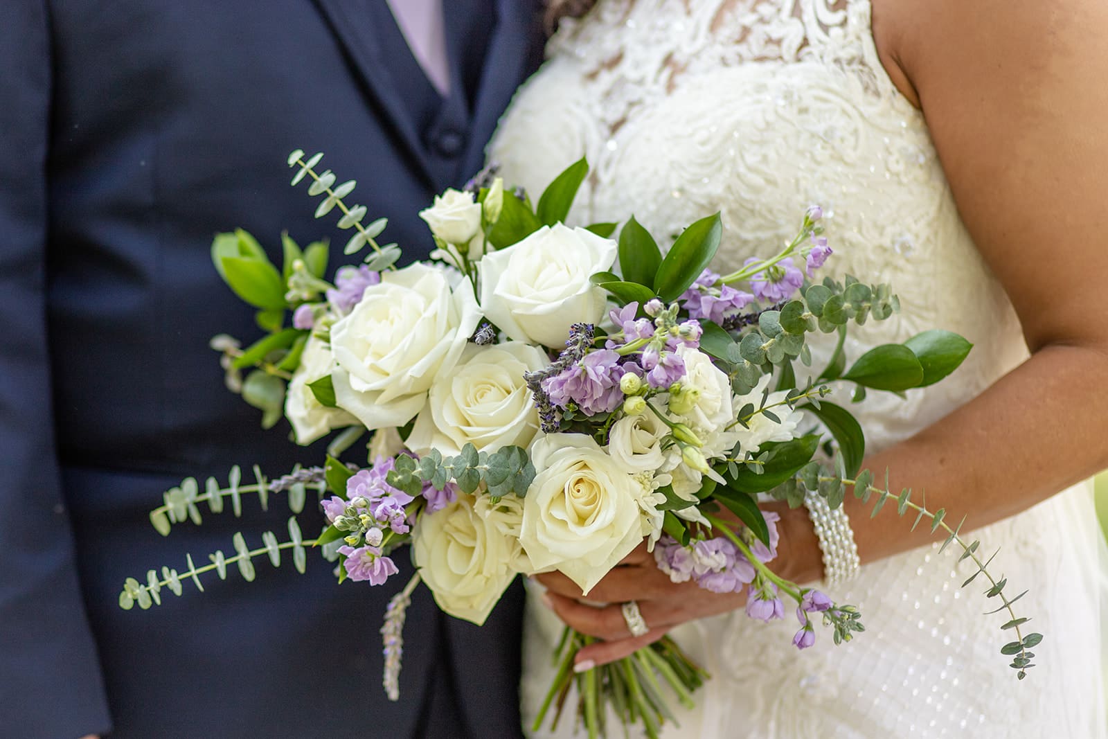 spring wedding in Missouri